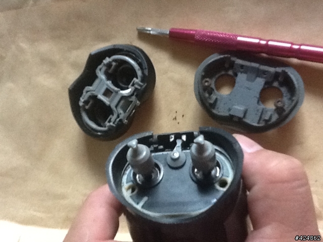 [DIY]飛利浦電鬍刀換電池