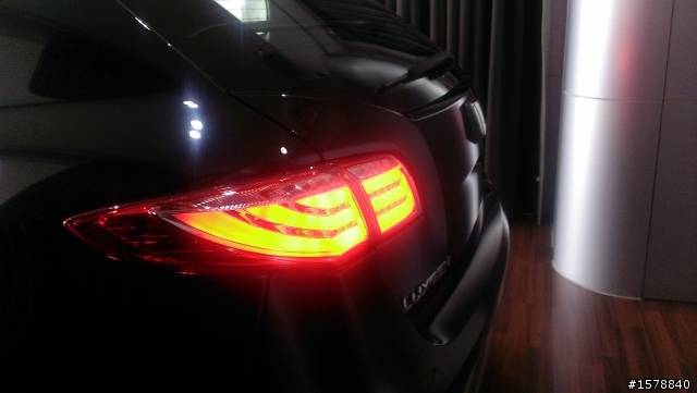 今天去LUXGEN看了 U7 TURBO~圖多