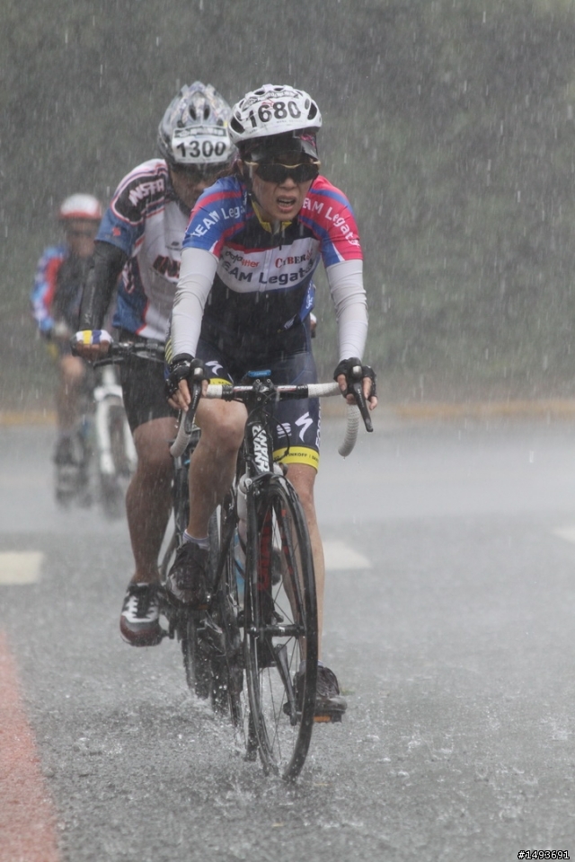 陽明山單車節4500張相片(雨中吵架有圖為證)