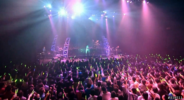【心得分享】新生的未來__初音ミク「 MAGICAL  MIRAI  2013 」( マジカルミライ2013 )  演唱會