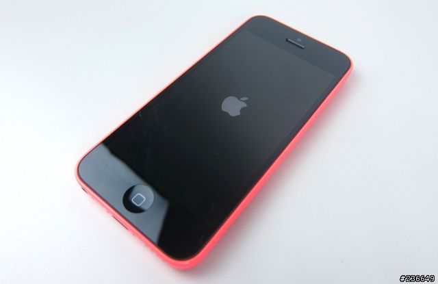 [開箱]iPhone 5c 粉桃紅 + Cube S-Protector iPhone 5c保護殼