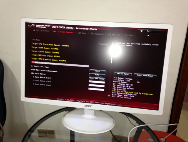 分享自己組裝的電腦~~算開箱文吧!!?