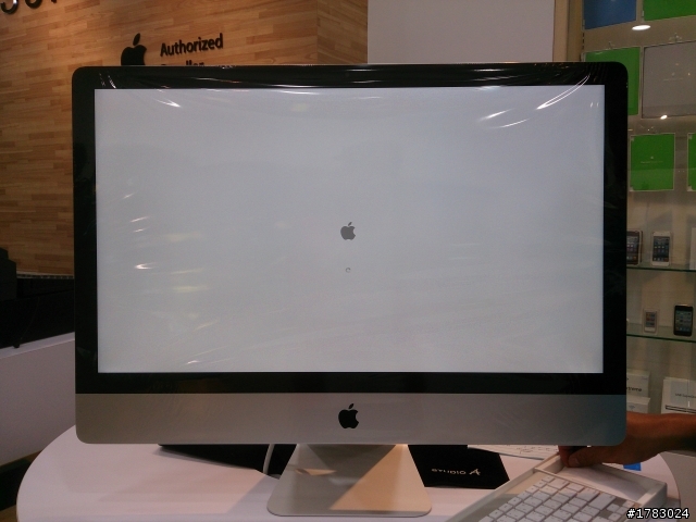 Apple iMac 27" 新入荷 ！！