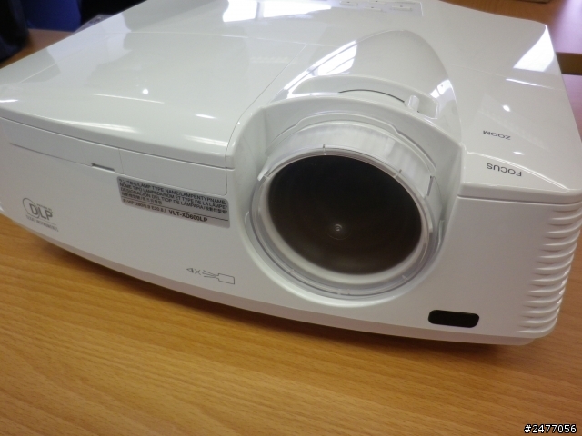 [開箱]讓我改觀的投影機-三菱投影機FD630U