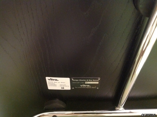 [簡單開箱] Vitra版Eames LCM乳牛椅