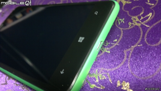 【開箱】中低階大螢幕 Lumia 625
