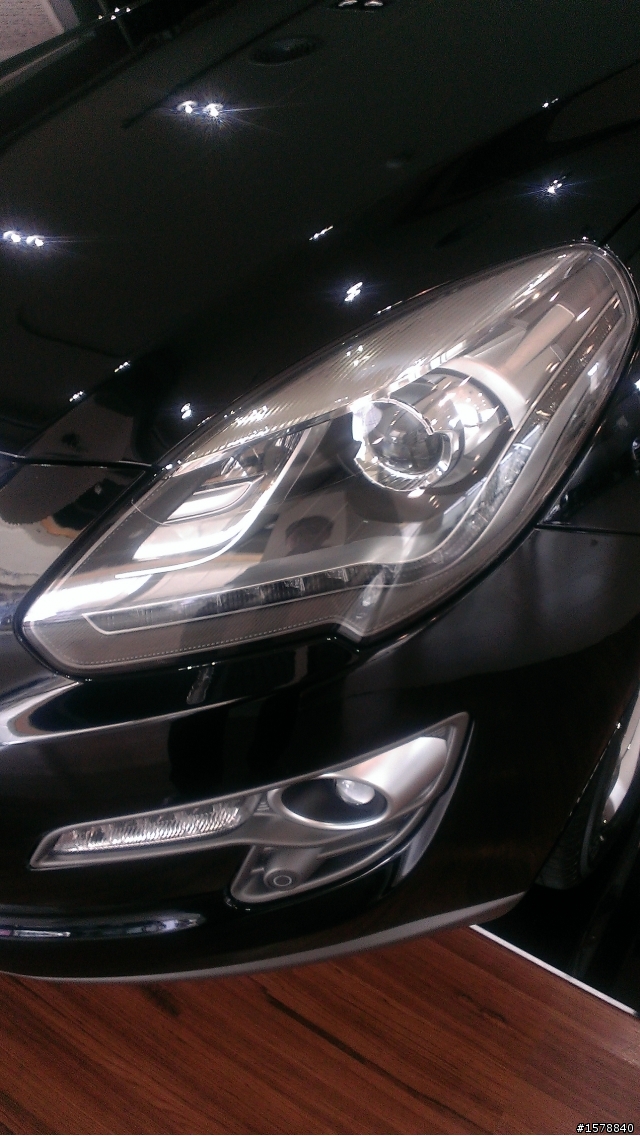 今天去LUXGEN看了 U7 TURBO~圖多