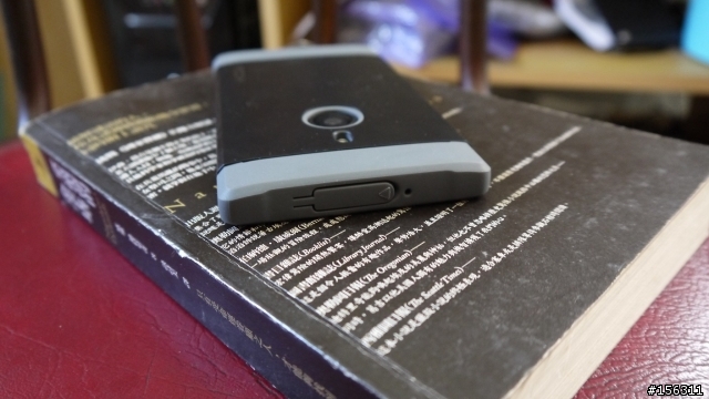 lumia 925 好用的保護殼