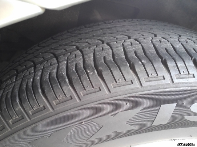 Maxxis MA-651 205/60/16 輪胎龜裂 還能再撐嗎?