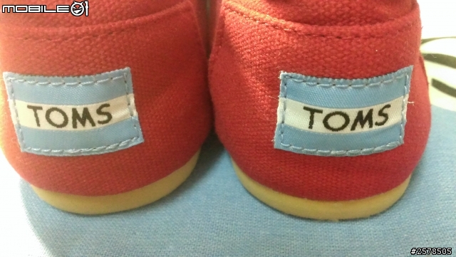[開箱]TOMS RED CANVAS 真偽