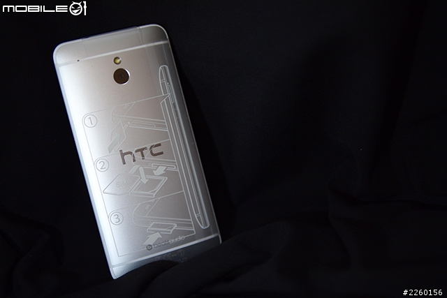 好握 好拿 好滑 hTC One mini 開箱（圖多）