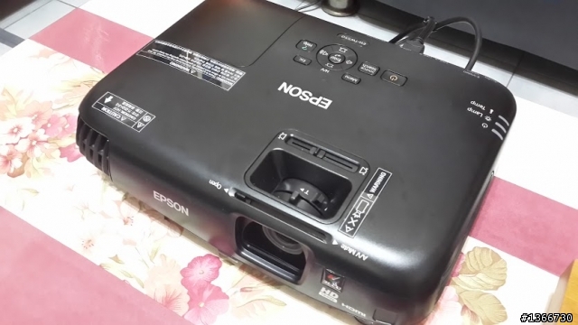 EPSON EH-TW550 行動家庭娛樂液晶3D投影機