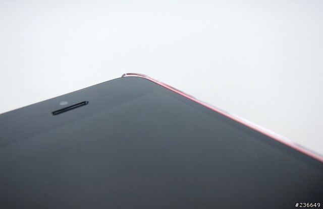 [開箱]iPhone 5c 粉桃紅 + Cube S-Protector iPhone 5c保護殼