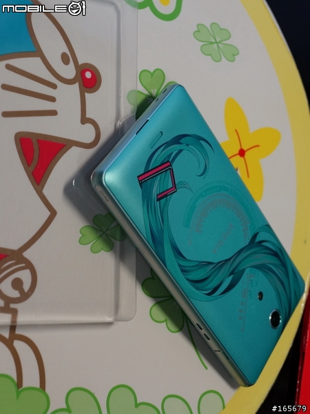 初音docomo SO-04E特別版開箱- Xperia A feat.HATSUNE MIKU圖片共32張
