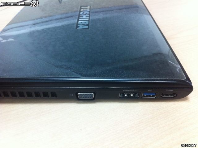 R930螢幕內框斷裂