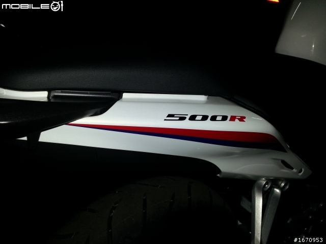 2013 CBR500R 小小開箱一下(9/26領牌了)