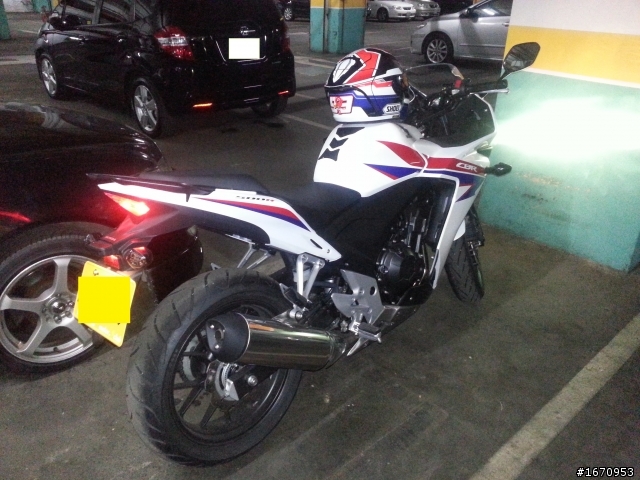 2013 CBR500R 小小開箱一下(9/26領牌了)
