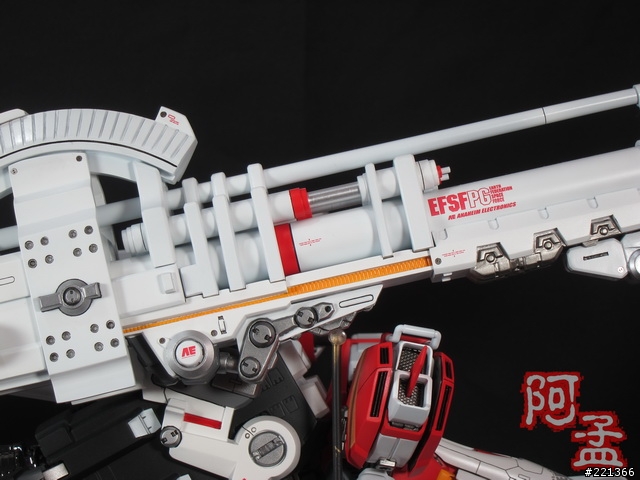 [作品分享] 夢幻機體~S鋼彈最強型態-PLAN 303E DEEP STRIKER