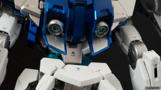 PG 00 金屬藍