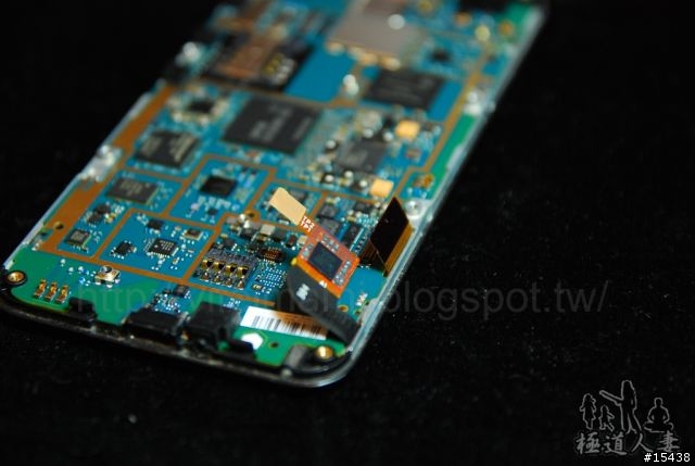 小米2S 更換黑色邊框DIY維修分享(圖多慎入)