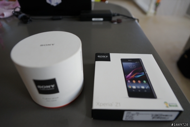 (補上安心亞影片照片及夜拍)Xperia Z1 + QX-10 首發海外快遞開箱