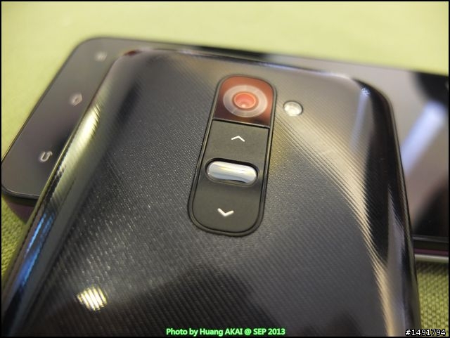 【LG Optimus G2】背後實體鍵 創新實用好方便 體驗分享