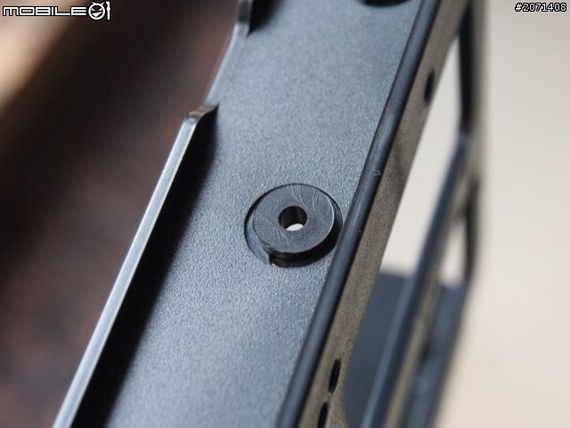 現在機殼都要做到這樣嗎?Urban S41好樣的！