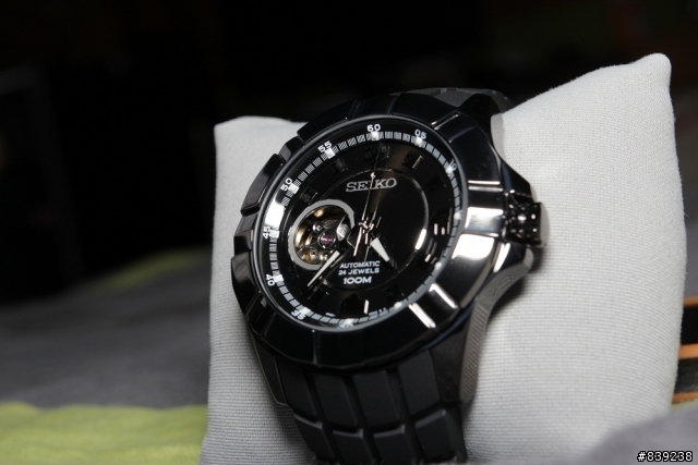 【開箱】SEIKO 五號 SSA079K1 前後鏤空機械表