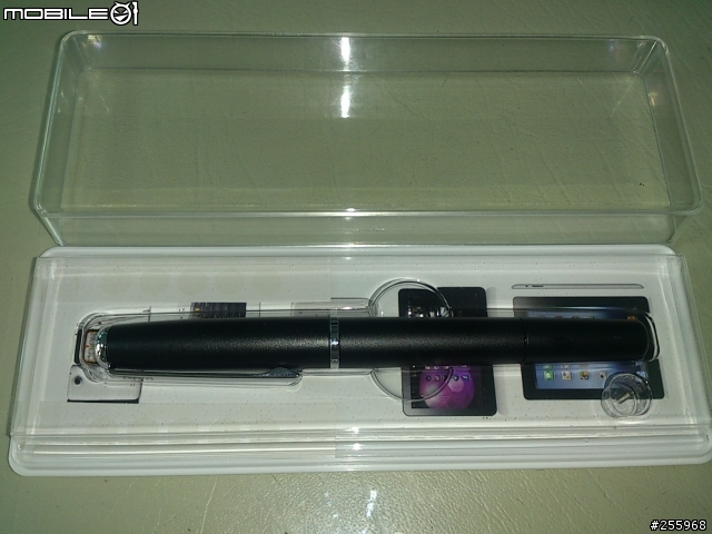 [小小開箱分享]DAGi P602 (精準電容螢幕觸控筆+三菱uni 0.38中性筆)