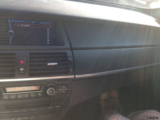 女王的送貨旅行二用車X5M