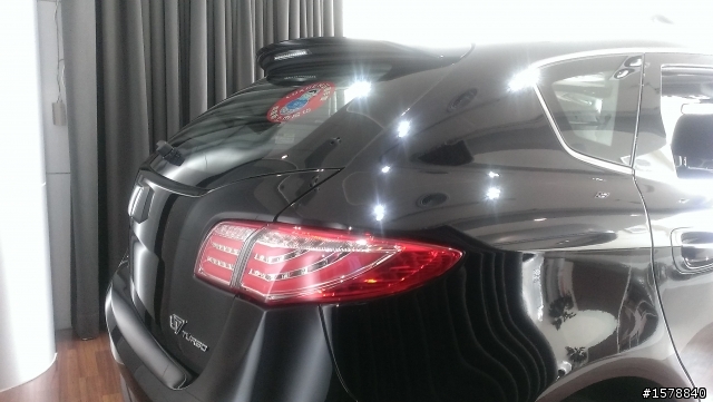今天去LUXGEN看了 U7 TURBO~圖多
