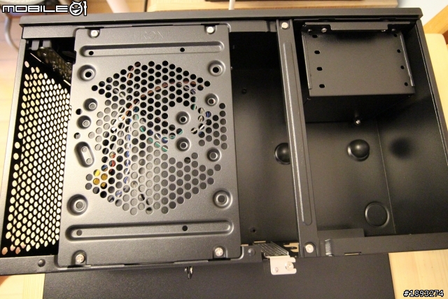[開箱] 銀欣 Mini-ITX 橫躺家庭劇院機殼「ML05」