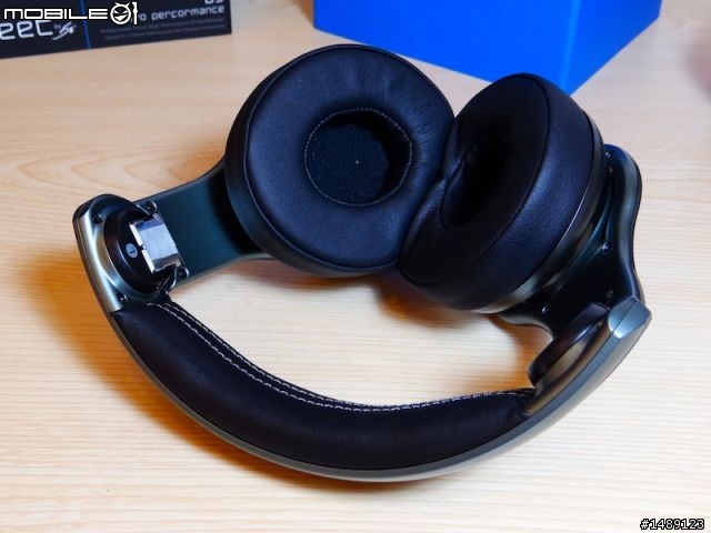 [開箱評測] 五角潮牌！ SMS Audio- DJ by 50 (灰)