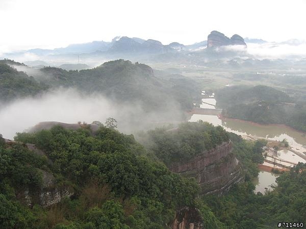 年行萬里 ~ D4 跟山一樣大顆的石頭  廣州-韶關-丹霞山→陽元景區