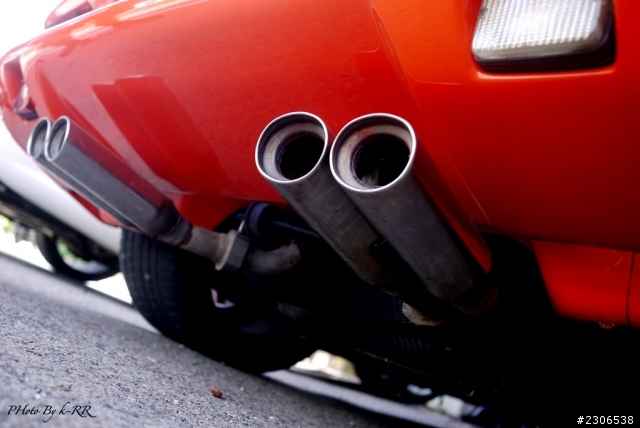 巧遇誇張經典老牛 Diablo SV !!