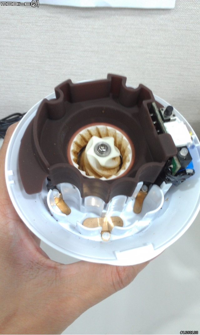 MAROON隨身研磨咖啡機~~~