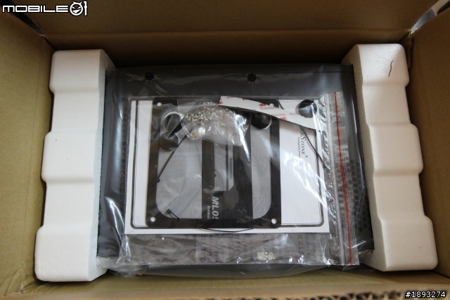 [開箱] 銀欣 Mini-ITX 橫躺家庭劇院機殼「ML05」