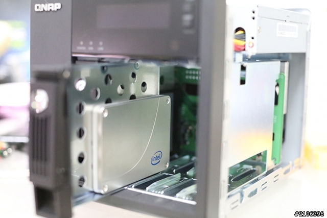 QNAP TS-470 PRO 開箱，改I5 CPU + 16GB DDR3 RAM...
