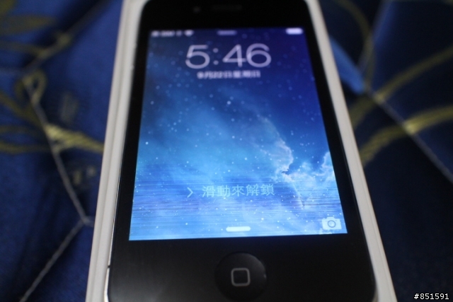 求解,關於Iphone 4螢幕問題