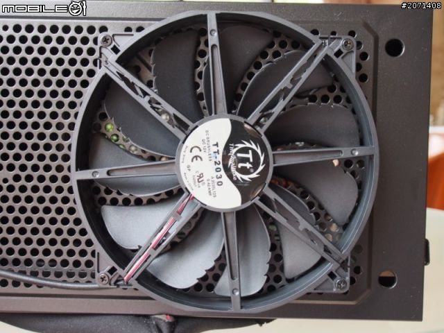現在機殼都要做到這樣嗎?Urban S41好樣的！