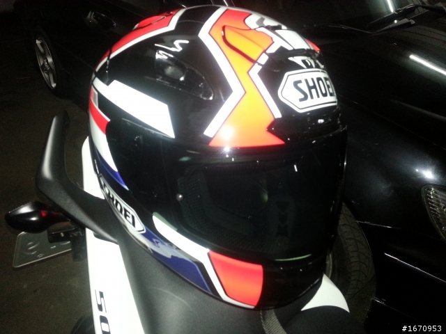 2013 CBR500R 小小開箱一下(9/26領牌了)