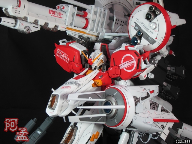 [作品分享] 夢幻機體~S鋼彈最強型態-PLAN 303E DEEP STRIKER