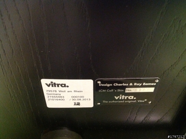 [簡單開箱] Vitra版Eames LCM乳牛椅