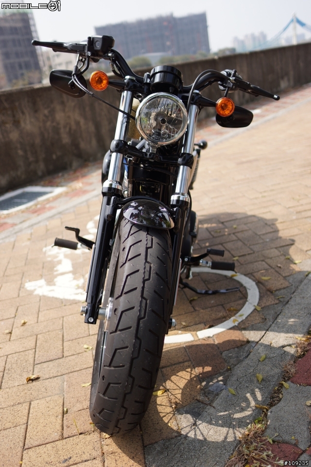 2013金蔥版 Harley Davidson 48 開箱