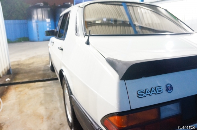 我月薪36K 養得起saab 900嗎? (來開箱了2013.09.12)