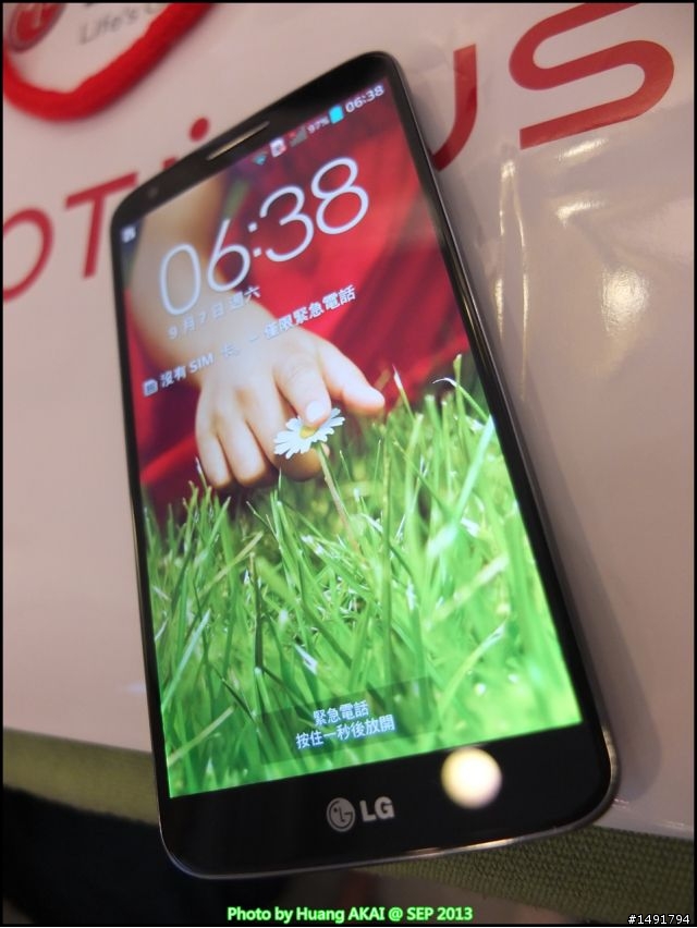 【LG Optimus G2】背後實體鍵 創新實用好方便 體驗分享