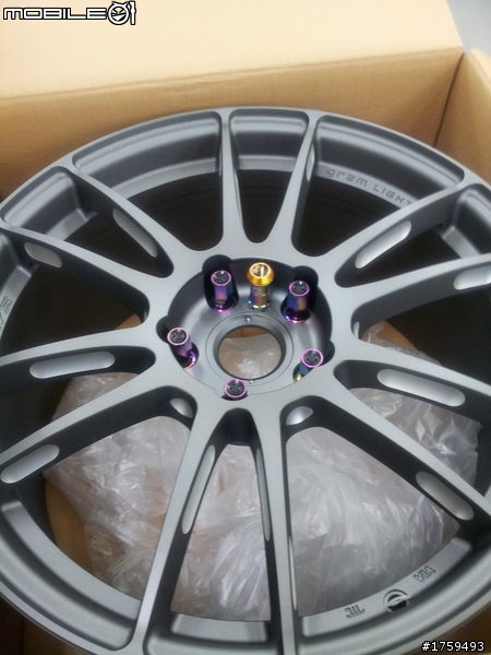 分享我的新圈~全新 RAYS 57xtreme sp spec mp 輕量化 8點多公斤 (訂好久~鋁圈到時車也賣掉了,全世界缺貨)