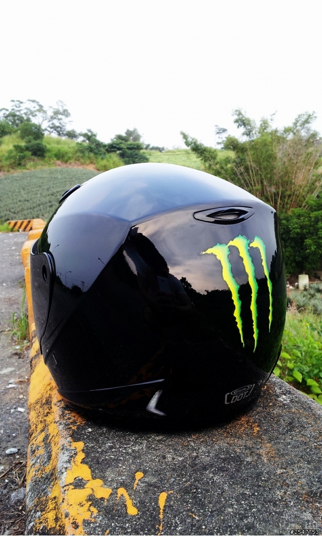 SOL-3/4安全帽 基本款+彩貼