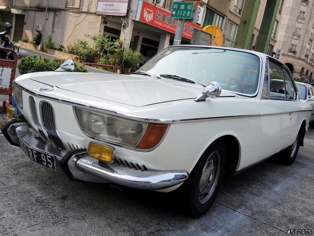 巧遇老爺車 2000 CS