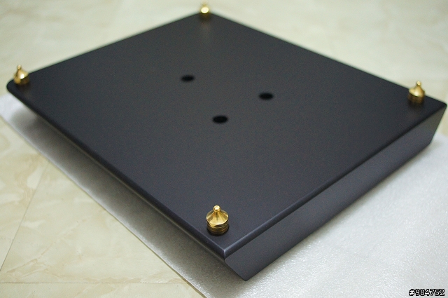 [開箱]簡約下的木頭味 USHER RWS-728